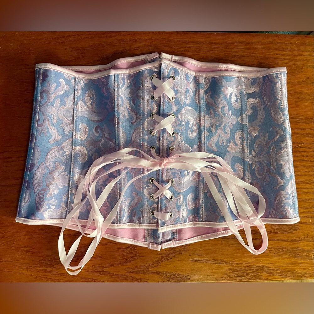 Lace-Up Boned Under Bust Brocade Pattern Corset In Lavender & Pink Size 2XL